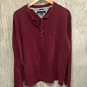 Tommy Hilfiger Men's Burgundy Long Sleeve Sweatshirt Large
